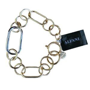 WOMEN'S Alfani Chain Link Gold-Tone Bracelet. 7"